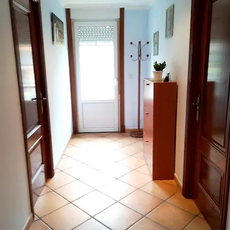 Rua Ramon Caamano Apartment Muxia